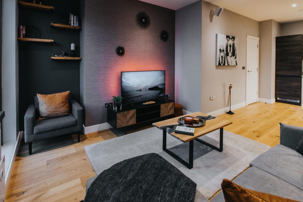 Circa17- Entire Apt, Free Parking, Gym, City Central & Free Netflix Брэкнэлл Экстерьер фото