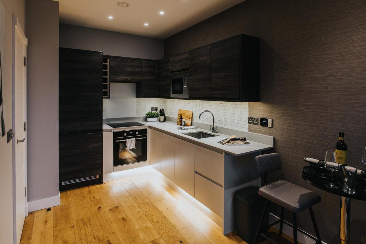Circa17- Entire Apt, Free Parking, Gym, City Central & Free Netflix Брэкнэлл Экстерьер фото