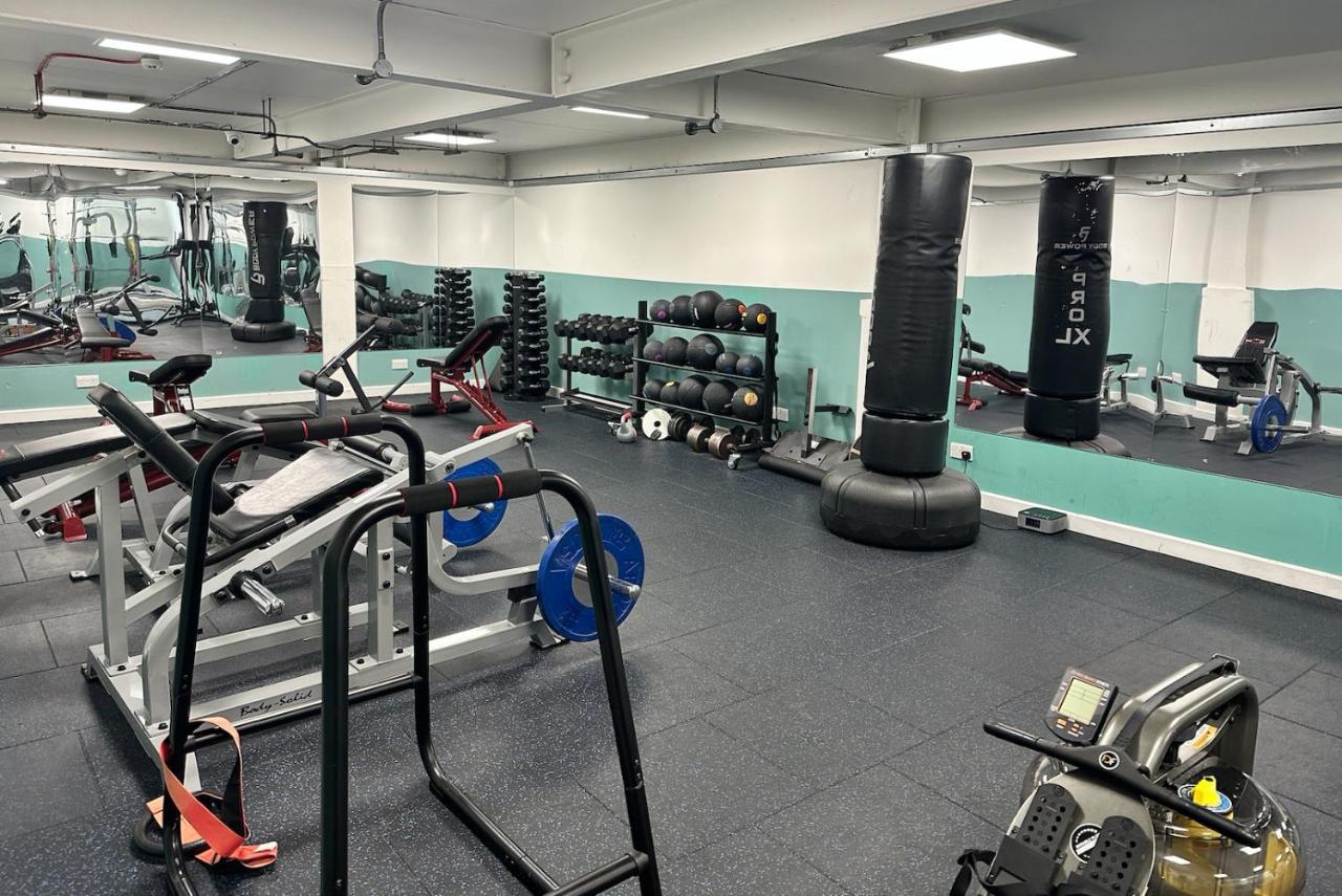 Circa17- Entire Apt, Free Parking, Gym, City Central & Free Netflix Брэкнэлл Экстерьер фото
